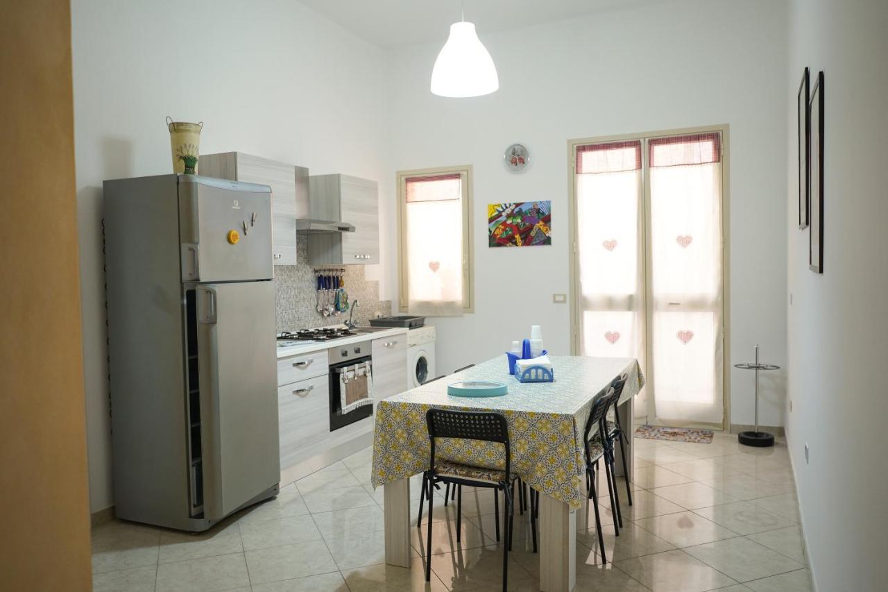 Casa Vacanze Sicily Homeアヴォラ エクステリア 写真