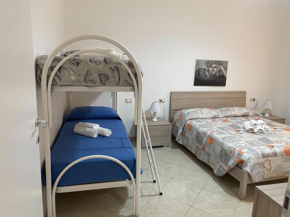 Casa Vacanze Sicily Homeアヴォラ エクステリア 写真